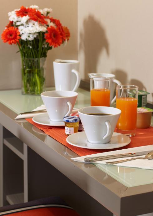 Hotel Beaugrenelle Saint Charles Tour Eiffel - Prima colazione